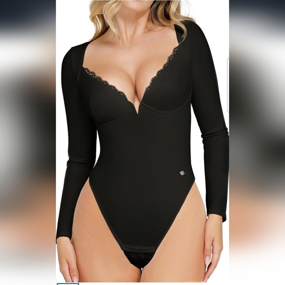 Popilush Tops - Elegant Black Long Sleeve Bodysuit